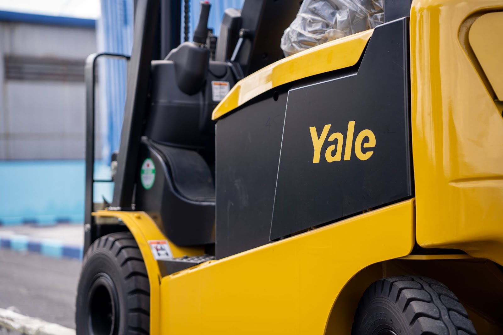 Yale Forklifts Vietnam - Địa chỉ uy tín cung cấp xe nâng Yale FB15-35RZ