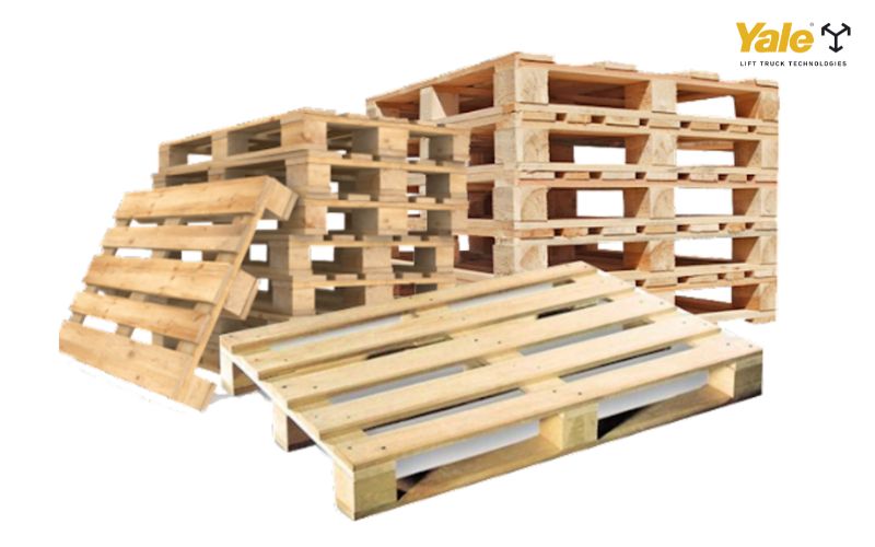 Pallet gỗ thích hợp cho việc nâng và di chuyển pallet gỗ trong nhà kho