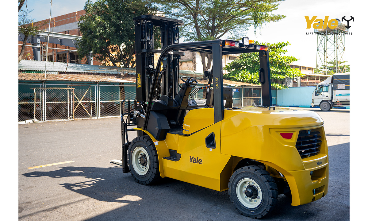 Xe nâng Yale Việt Nam cam kết cung cấp dịch vụ hỗ trợ khách hàng chuyên nghiệp
