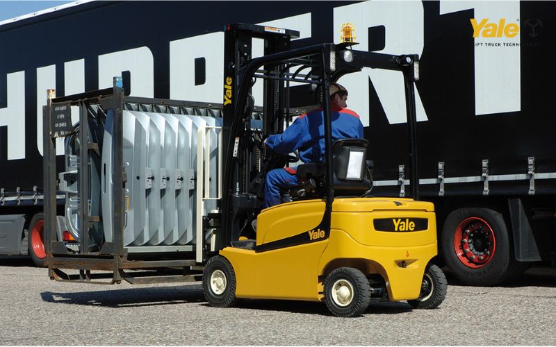 Xe nâng (Forklift) mang nhiều ưu điểm nổi trội giúp doanh nghiệp tối ưu hóa vận hành