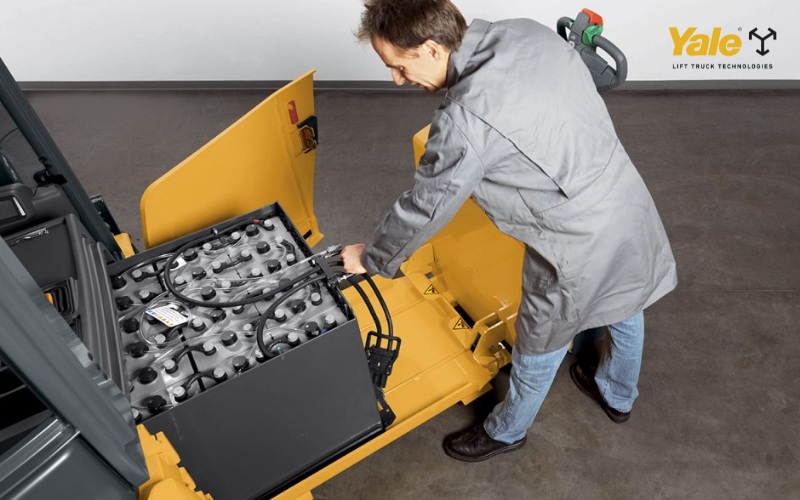 Xe nâng Yale Việt Nam – thương hiệu đáng tin cậy cho giải pháp lưu trữ điện năng tối ưu