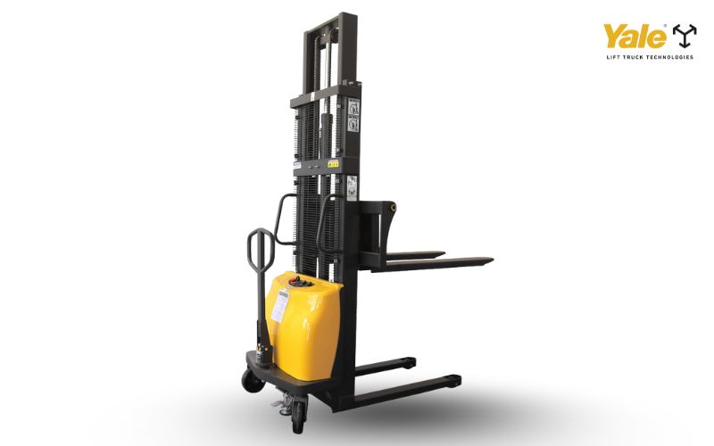 Xe nâng bán tự động là giải pháp nâng hạ hiệu quả, tiết kiệm và phù hợp cho doanh nghiệp vừa và nhỏ