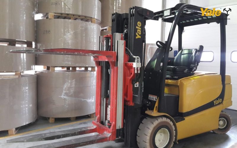 Yale chính là lựa chọn đáng tin cậy với các dòng xe nâng kẹp vuông chất lượng cao