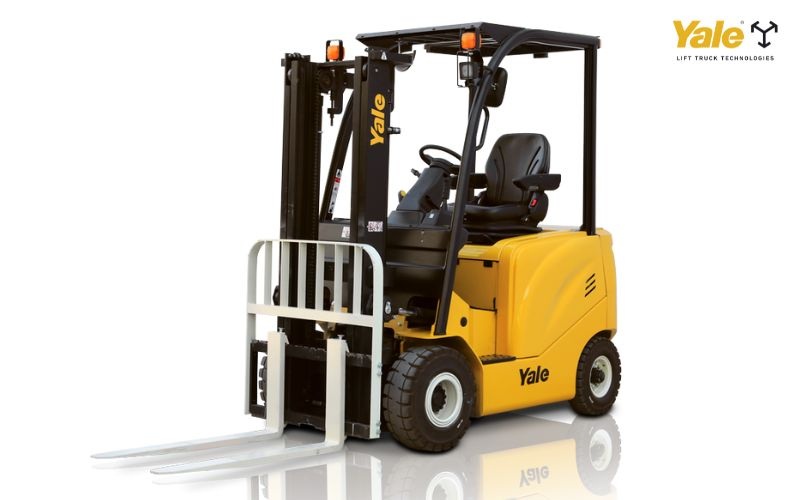 Các dòng xe nâng điện của Yale thường được trang bị bộ sạc xung tần số cao, nhằm tối đa hóa hiệu suất làm việc và bảo vệ ắc quy