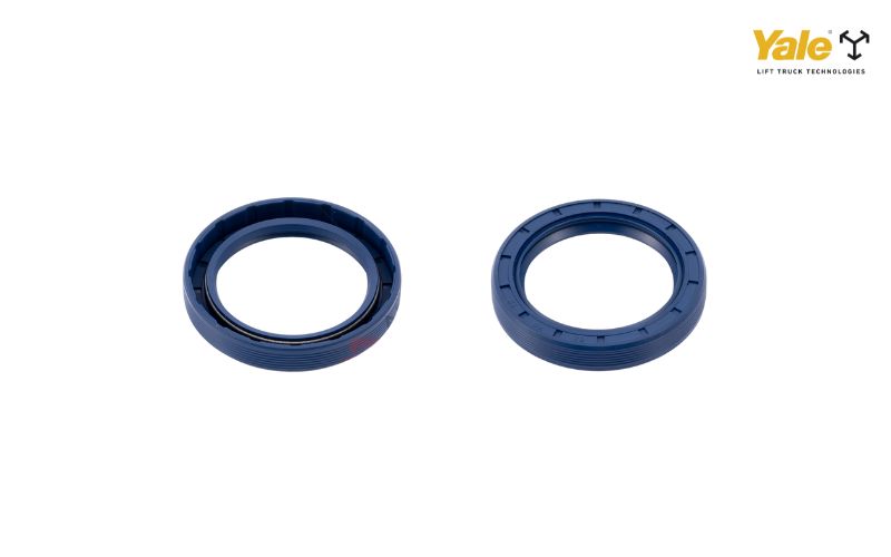 Phớt đầu trục cơ sau một thời gian làm việc sẽ bị lão hóa, chai cứng hoặc mòn do nhiệt độ cao và ma sát liên tục