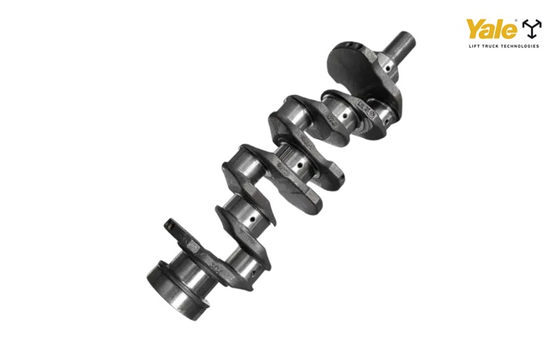 Bạc lót trục khuỷu giúp giảm ma sát, giữ trục khuỷu quay ổn định, duy trì bôi trơn và bảo vệ trục khuỷu khỏi mài mòn trong quá trình xe nâng vận hành