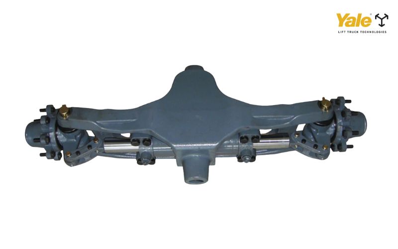 Lốp sau mòn không đều là dấu hiệu điển hình cho thấy góc đặt bánh xe bị lệch hoặc ắc phi dê bị rơ lỏng.