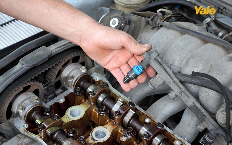 Kim phun xe nâng nhanh xuống cấp chủ yếu do nhiên liệu bẩn, bảo dưỡng không đúng cách và xe vận hành liên tục ở tải nặng