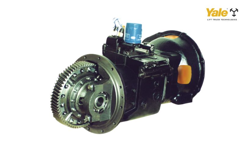 Hộp số xe nâng bị nóng không chỉ là hiện tượng nhất thời mà là dấu hiệu cho thấy hệ thống truyền động đang làm việc trong điều kiện bất thường