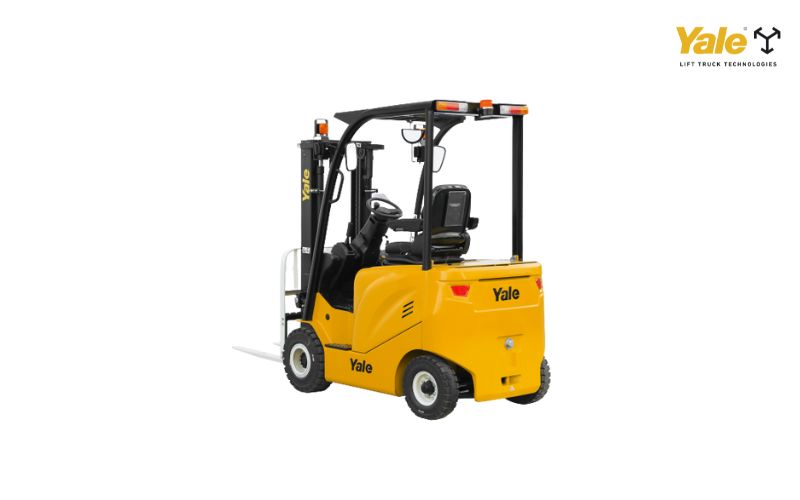 Bên cạnh các yếu tố kỹ thuật và cơ khí, cách vận hành xe nâng hàng ngày cũng ảnh hưởng trực tiếp đến nhiệt độ động cơ