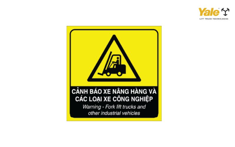 Mỗi loại kho bãi sẽ có đặc thù vận hành và điều kiện môi trường khác nhau, vì vậy vị trí lắp đặt biển cảnh báo cũng cần được điều chỉnh phù hợp