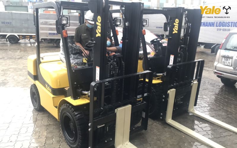 Thay và bảo dưỡng cánh quạt xe nâng cần đúng quy trình, đảm bảo an toàn và lắp đặt chính xác