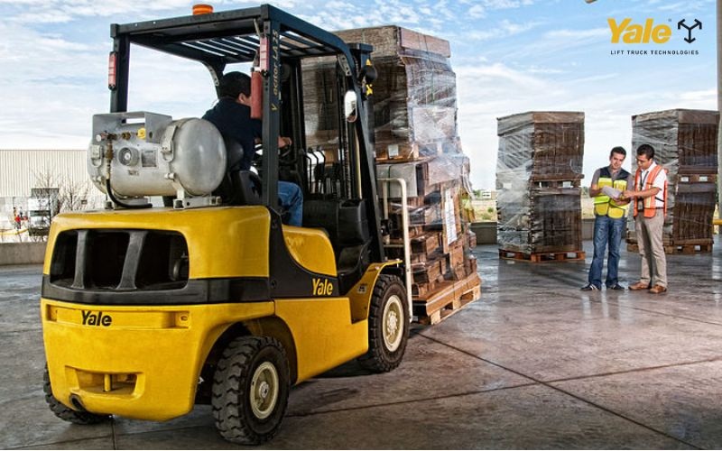 Việc thực hiện đăng kiểm xe nâng đúng quy định thể hiện sự chuyên nghiệp và trách nhiệm trong vận hành thiết bị