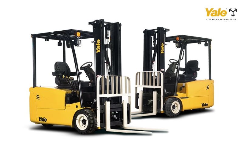 So sánh xe nâng điện 3 bánh và 4 bánh: Nên chọn loại nào